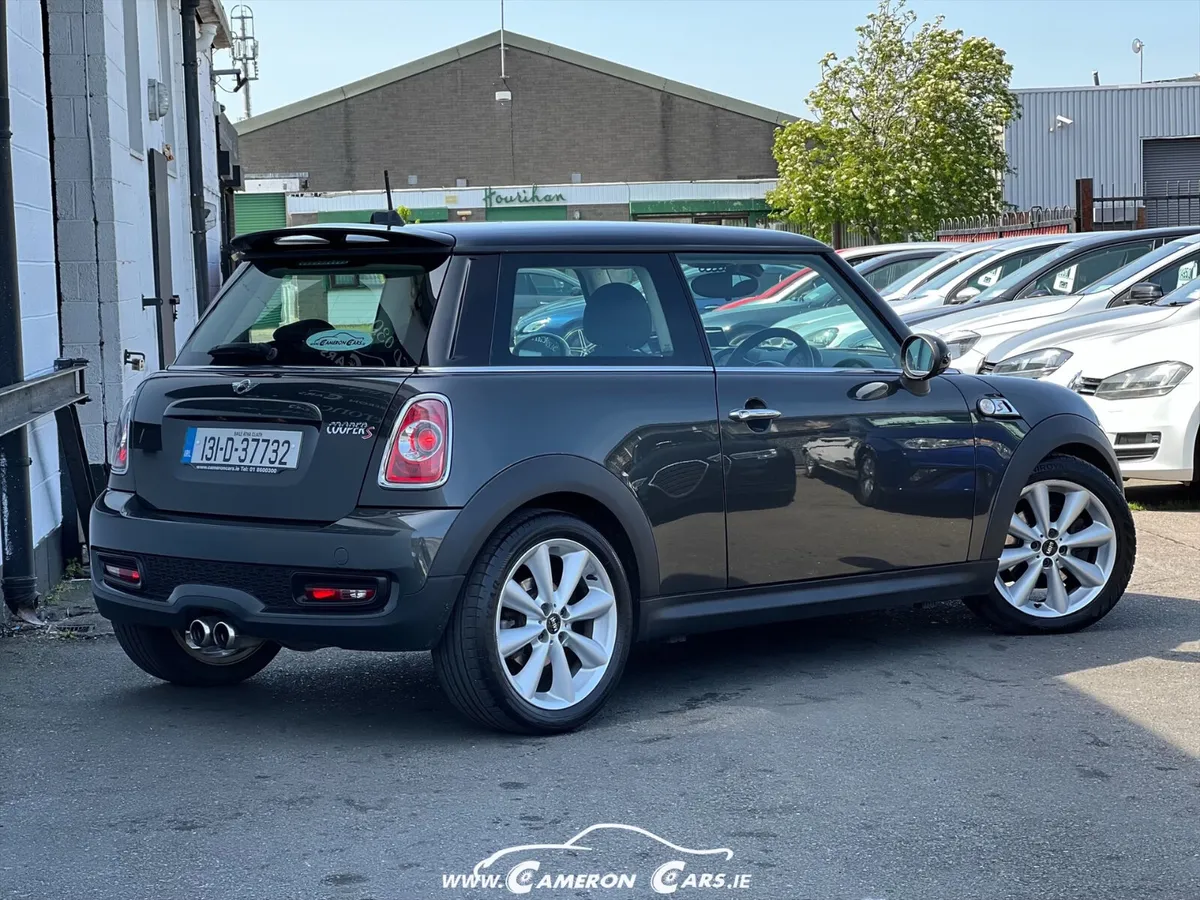 MINI COOPER S R53 FUTURE CLASSIC COLLECTORS CAR - Image 2