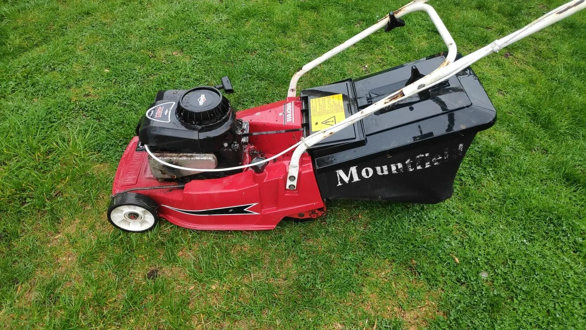 Mountfield Empress 16 Lawnmower - Image 4