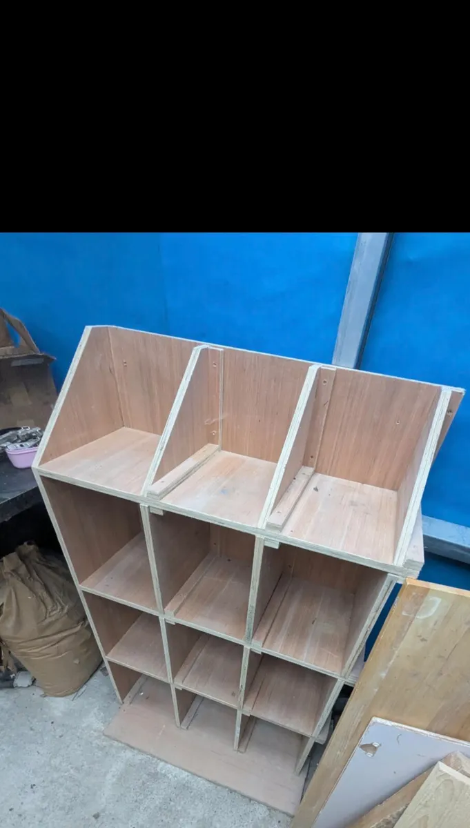 Timber pigeon holes unit - Image 2