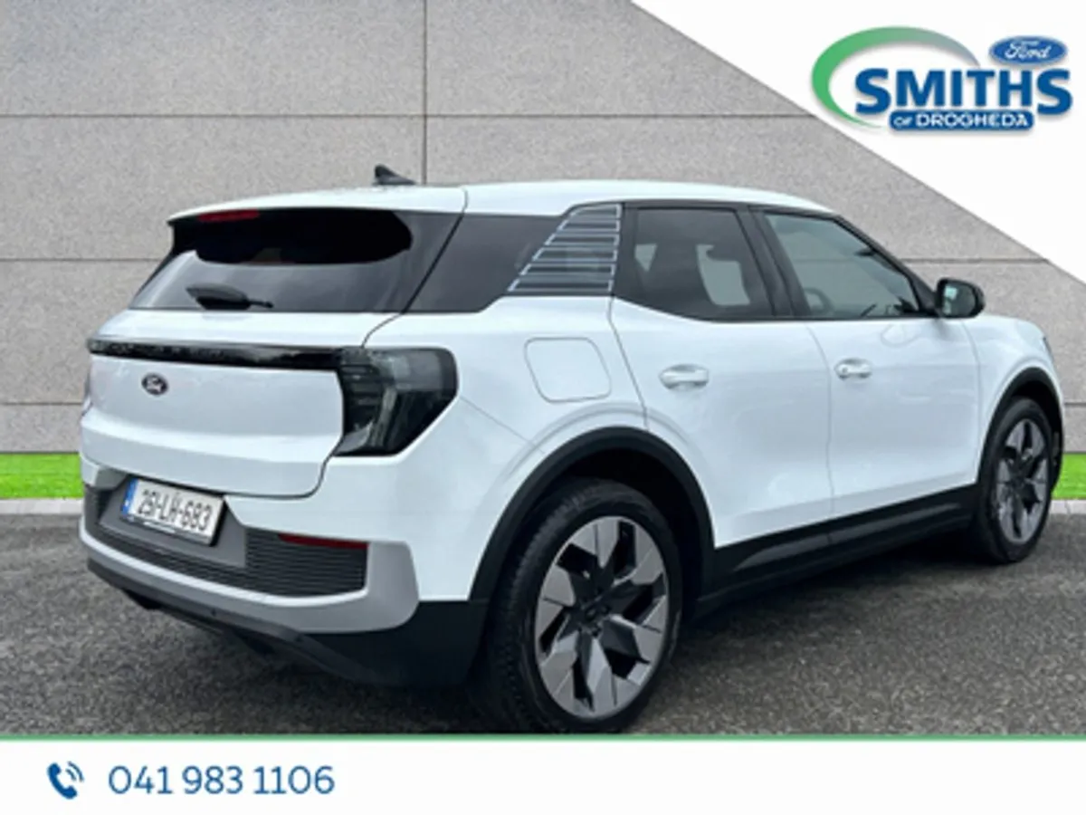 Ford Explorer Premium 77kwh  demo - Image 3