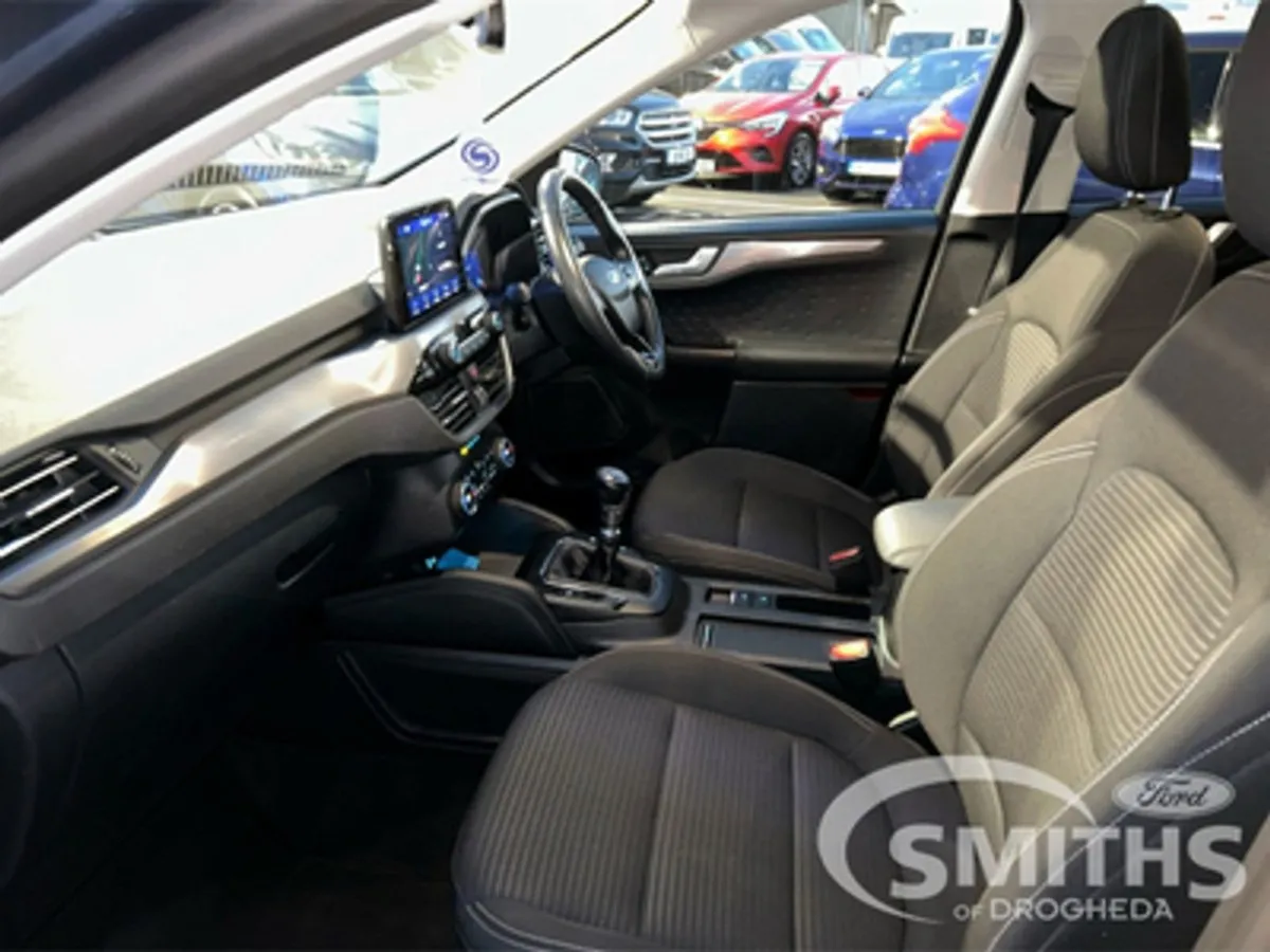 Ford Kuga Titanium 1.5td 120PS - Image 3