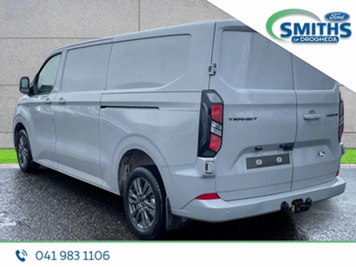 Ford Transit Custom Limited 2.0 170PS Auto - Image 3
