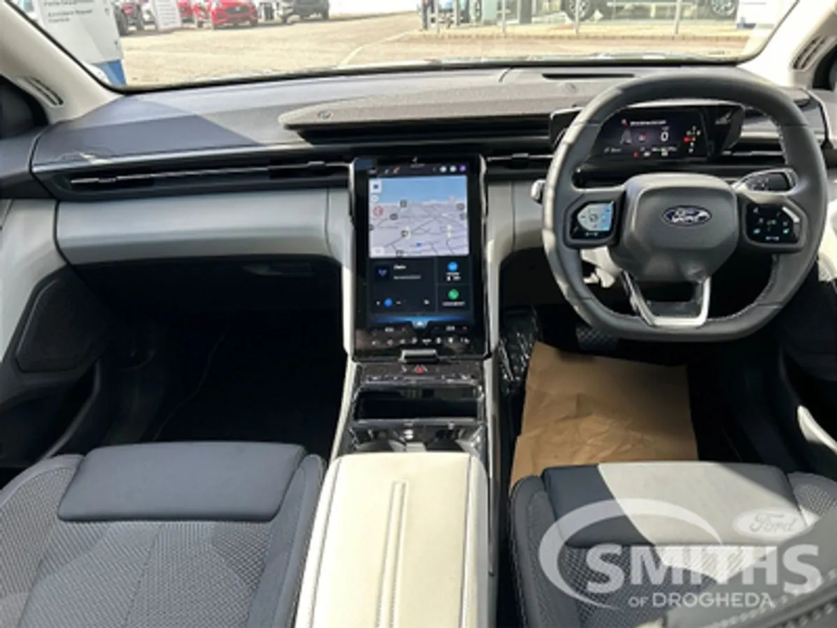 Ford Explorer Select RWD 77kwh  IN Stock - Image 2