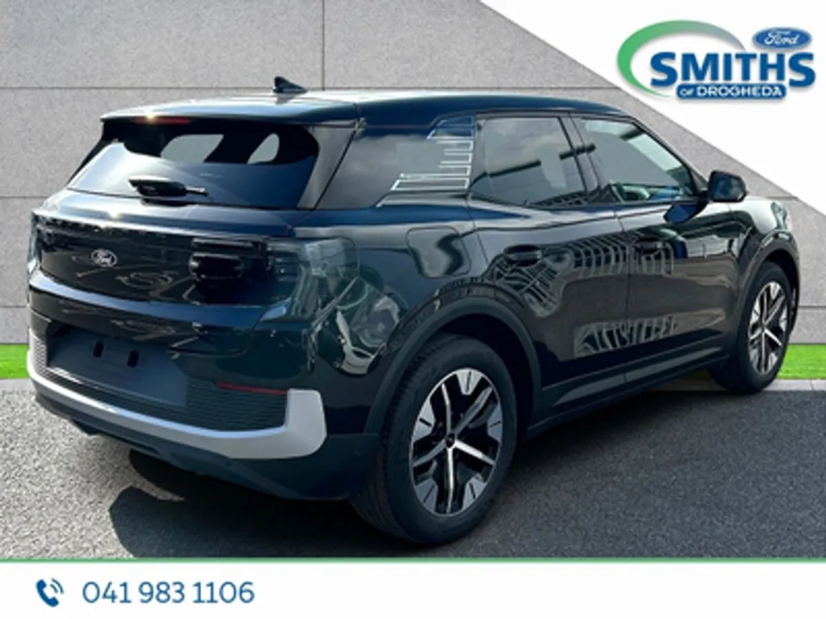 Ford Explorer Select RWD 77kwh  IN Stock - Image 3