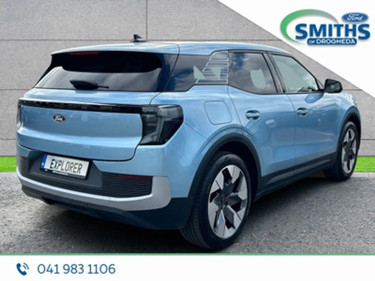 Ford Explorer Premium RWD 77kwh  demo - Image 3