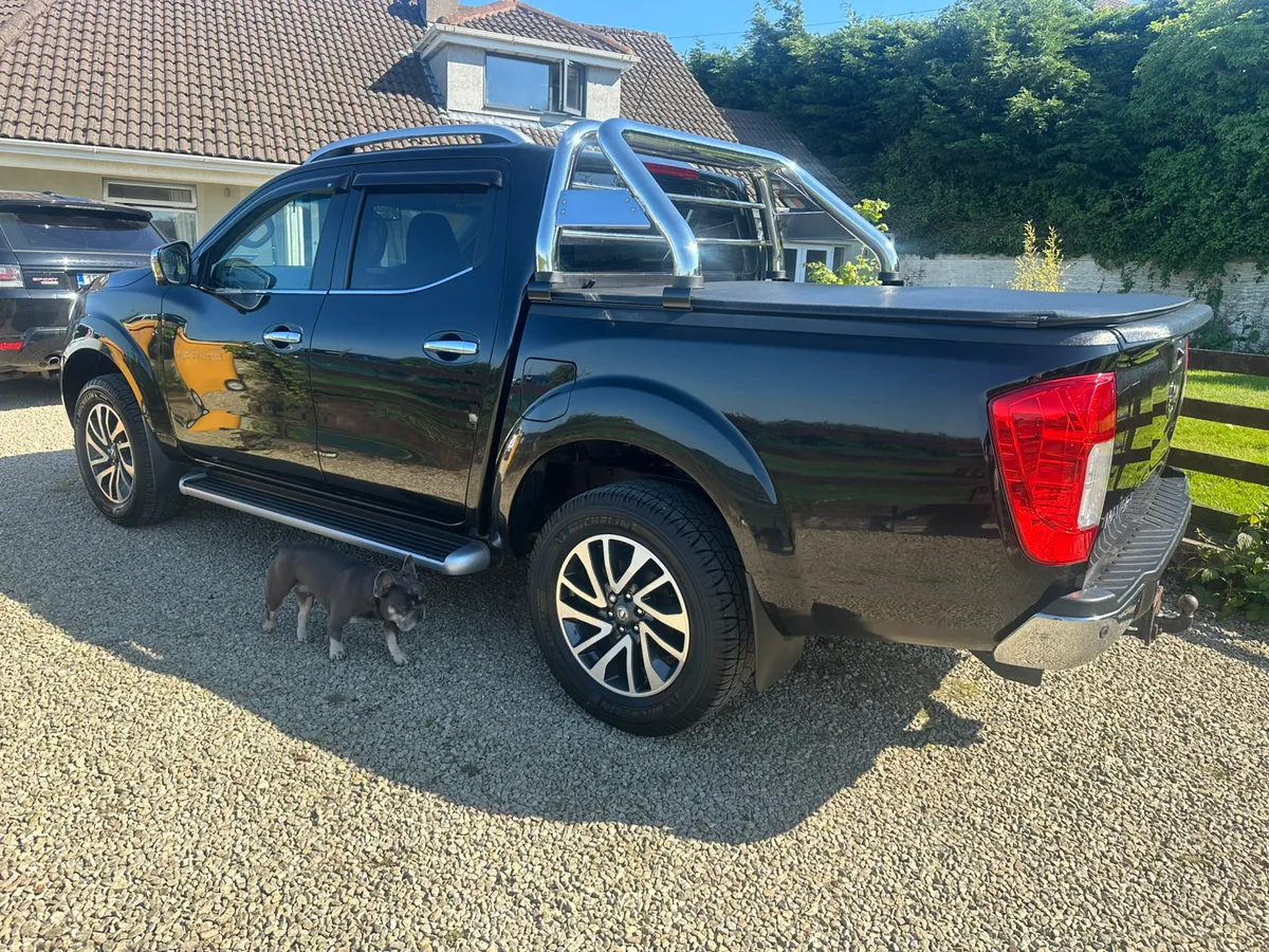 Nissan Navara 2.3 Automatic N Tech S Roof - Image 2