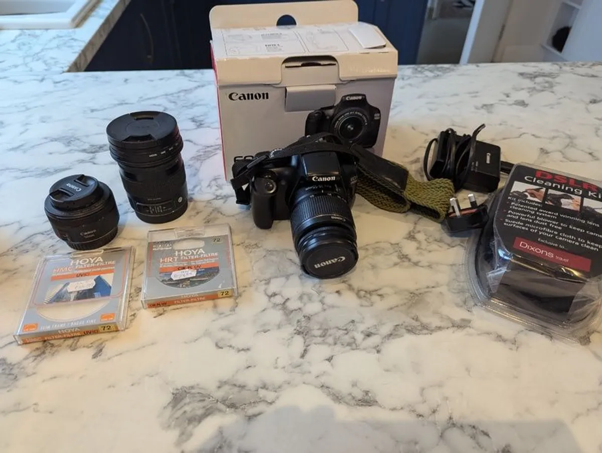 Canon SLR Camera Bundle (3 lenses) - Image 1