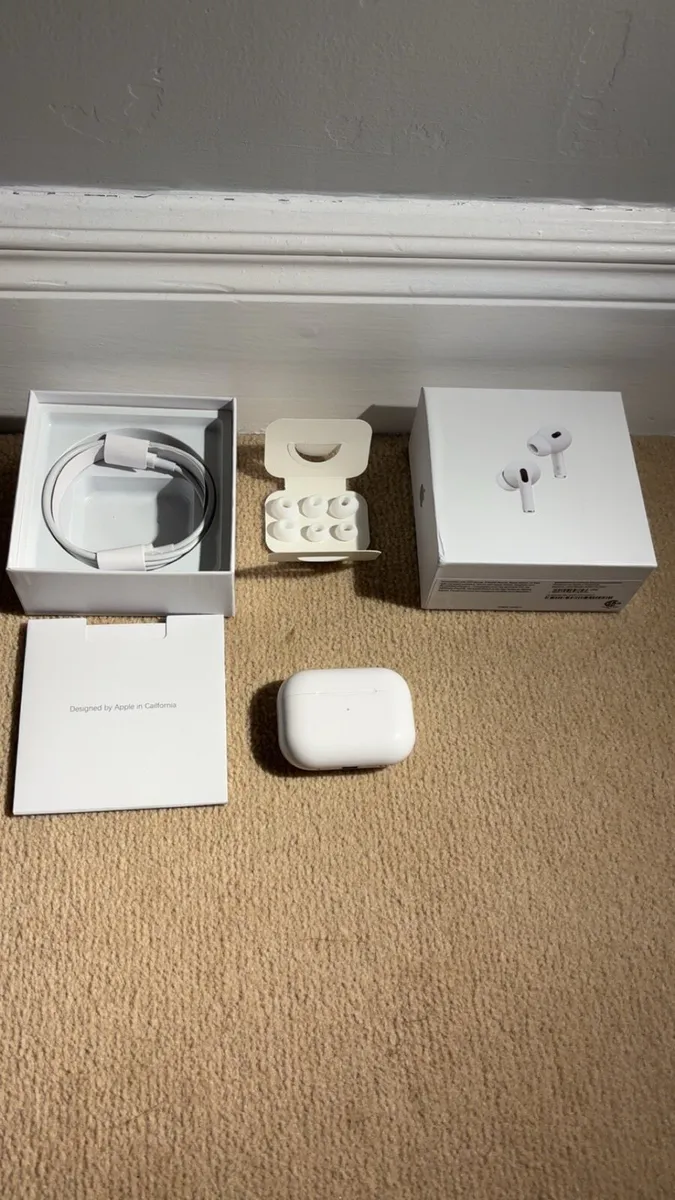 AirPod pros second generation - Image 4