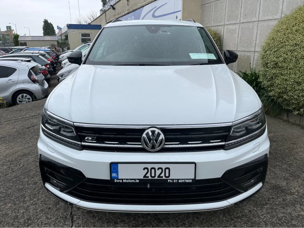 Volkswagen Tiguan R-line 4 Motion Automatic 2.0 D - Image 2
