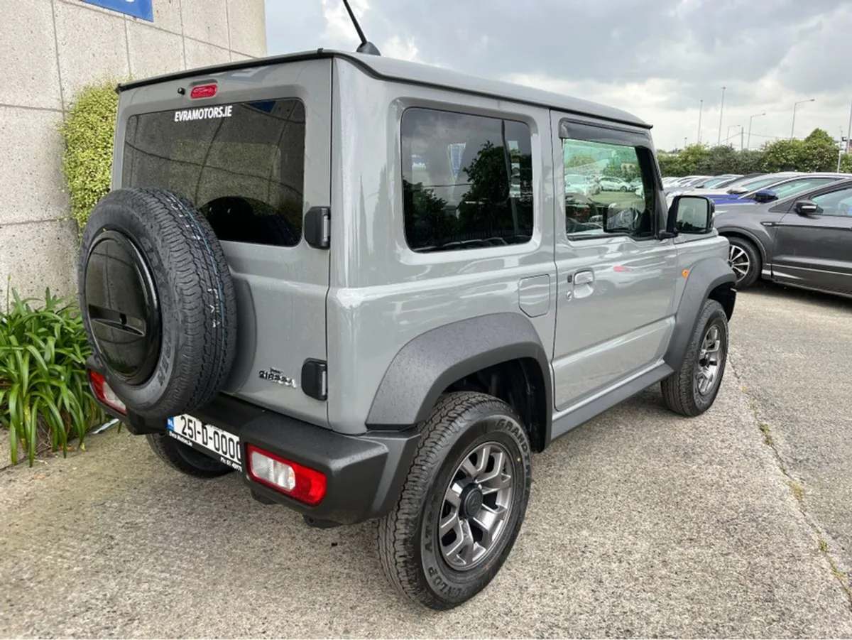 Suzuki Jimny Sierra Automatic 4 Seater 1.5 Petrol - Image 4