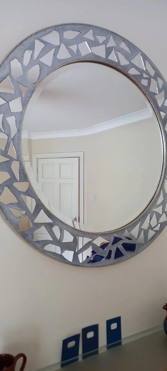 Mirror - Image 1