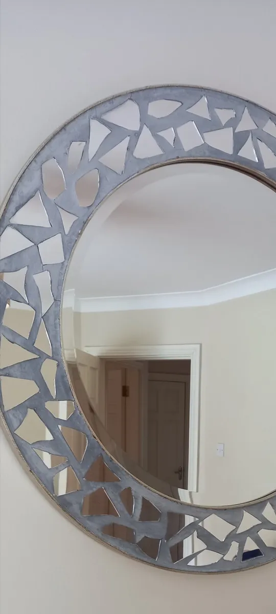 Mirror - Image 2