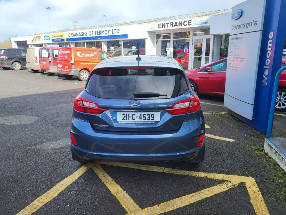 Ford Fiesta Titanium 5DR 1.0t 95 4DR - Image 3
