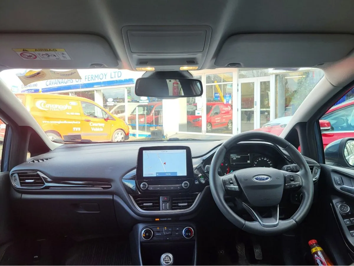 Ford Fiesta Titanium 5DR 1.0t 95 4DR - Image 4