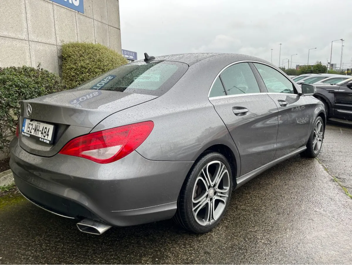 Mercedes-Benz CLA-Class 180 1.6 Petrol Urban //su - Image 4