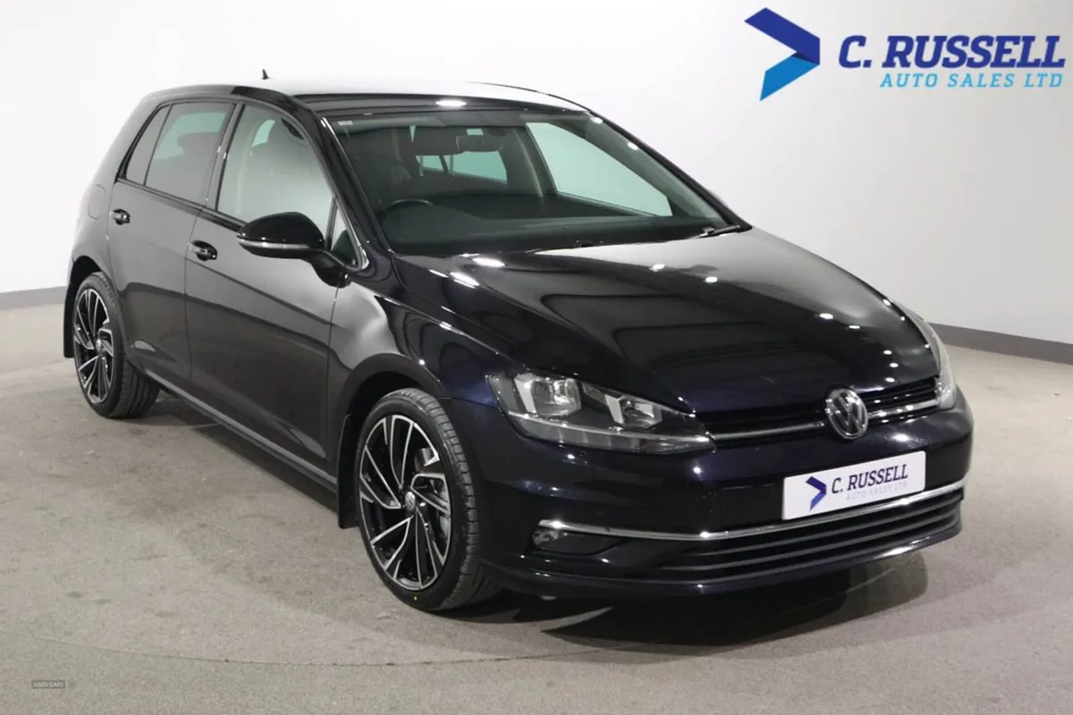Volkswagen Golf Diesel Hatchback - Image 3