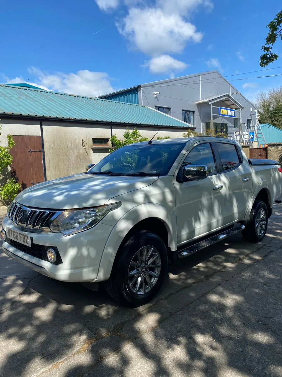 2017 MITSUBISHI L200 TITAN PICKUP - Image 1
