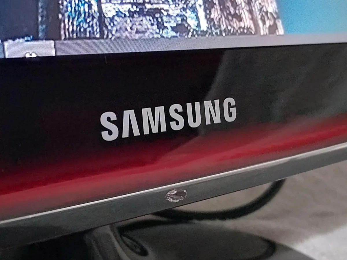 22" Monitor/TV Samsung T220 - Image 2