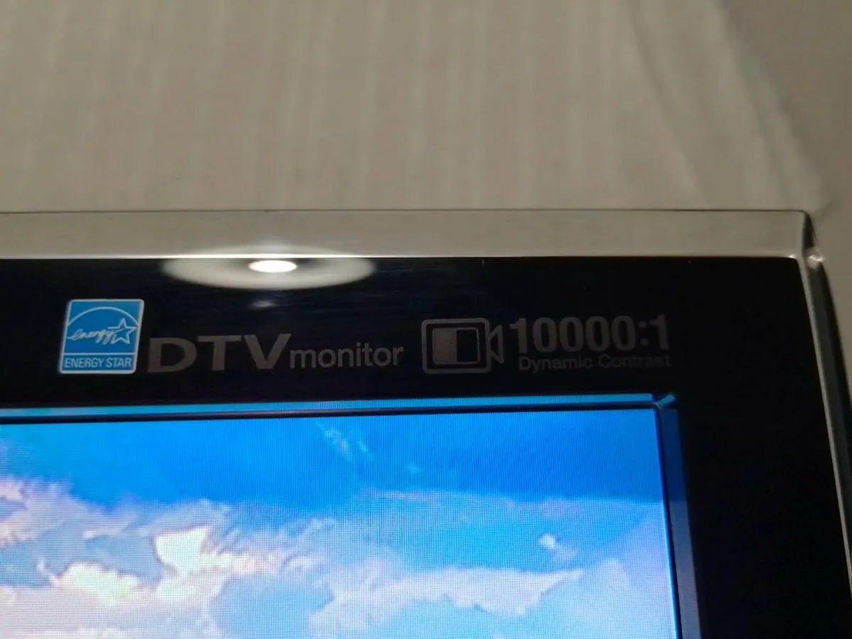 22" Monitor/TV Samsung T220 - Image 3