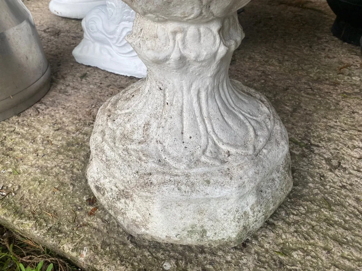 Three large planters plus four more - Image 4