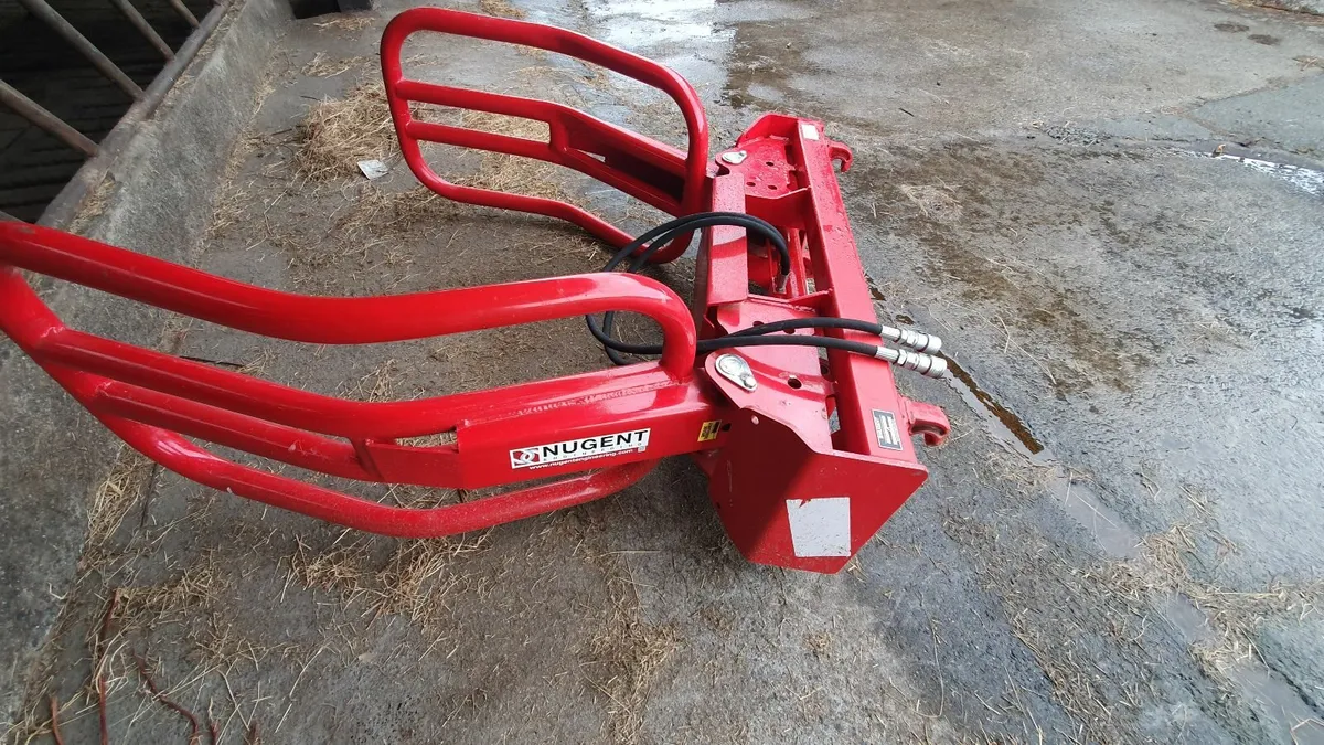 Bale Handler - Image 1