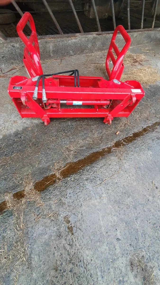 Bale Handler - Image 2