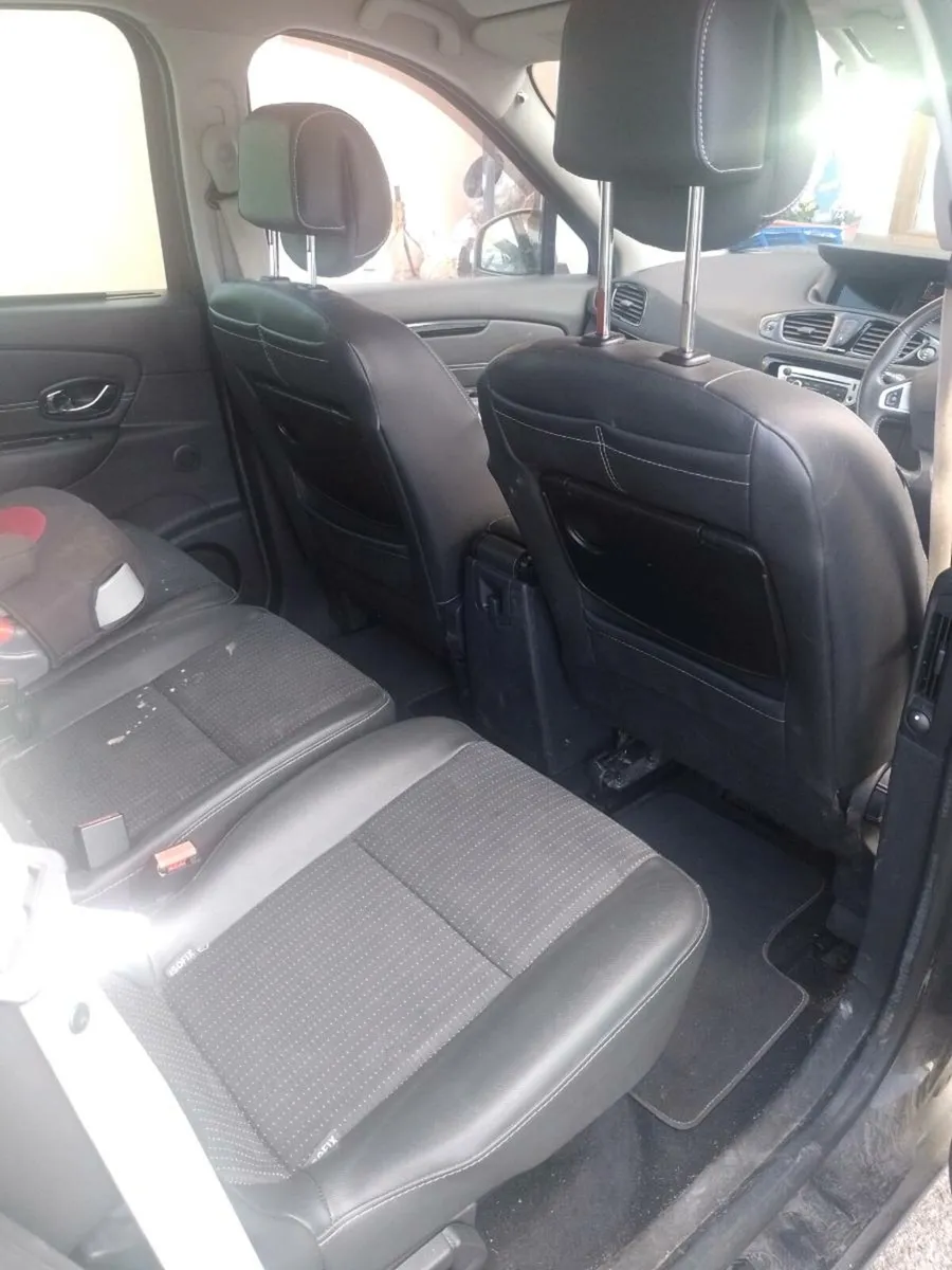 Renault Grand Scenic - Image 3