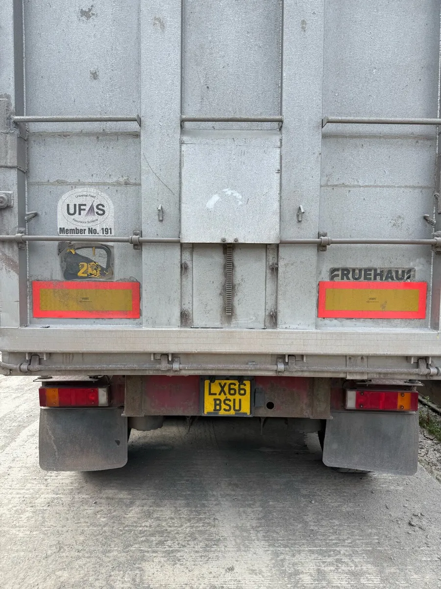 Fruehauf bulk tipper traile - Image 2