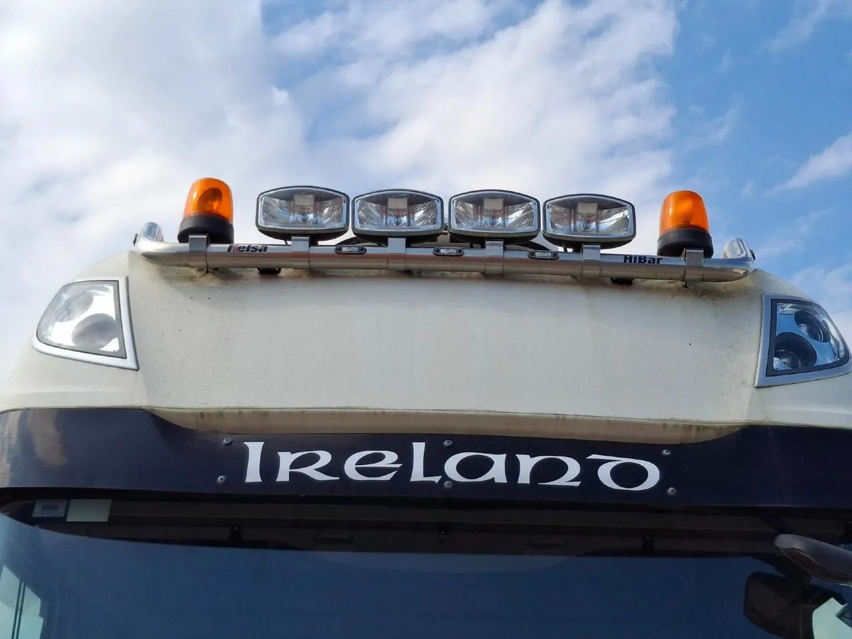 DAF XF/CF Euro 6 Light Bars - Image 1