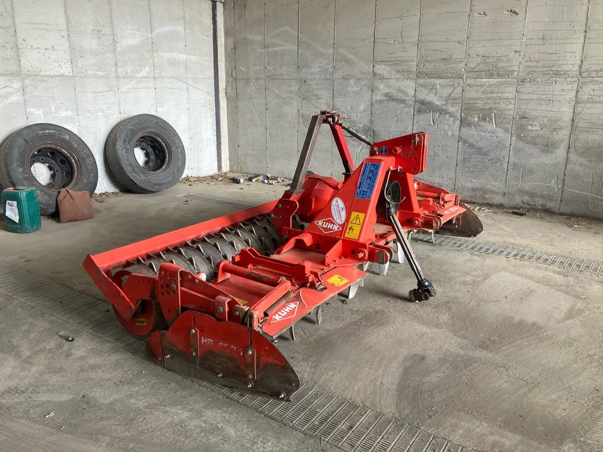 Kuhn 3004 power harrow - Image 3