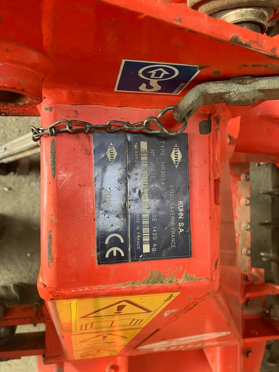 Kuhn 3004 power harrow - Image 4