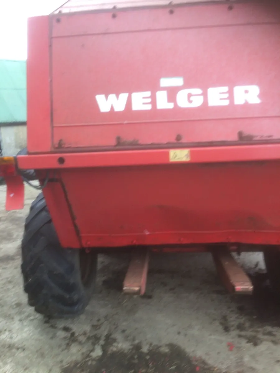 Welger 220 profi round baler - Image 2