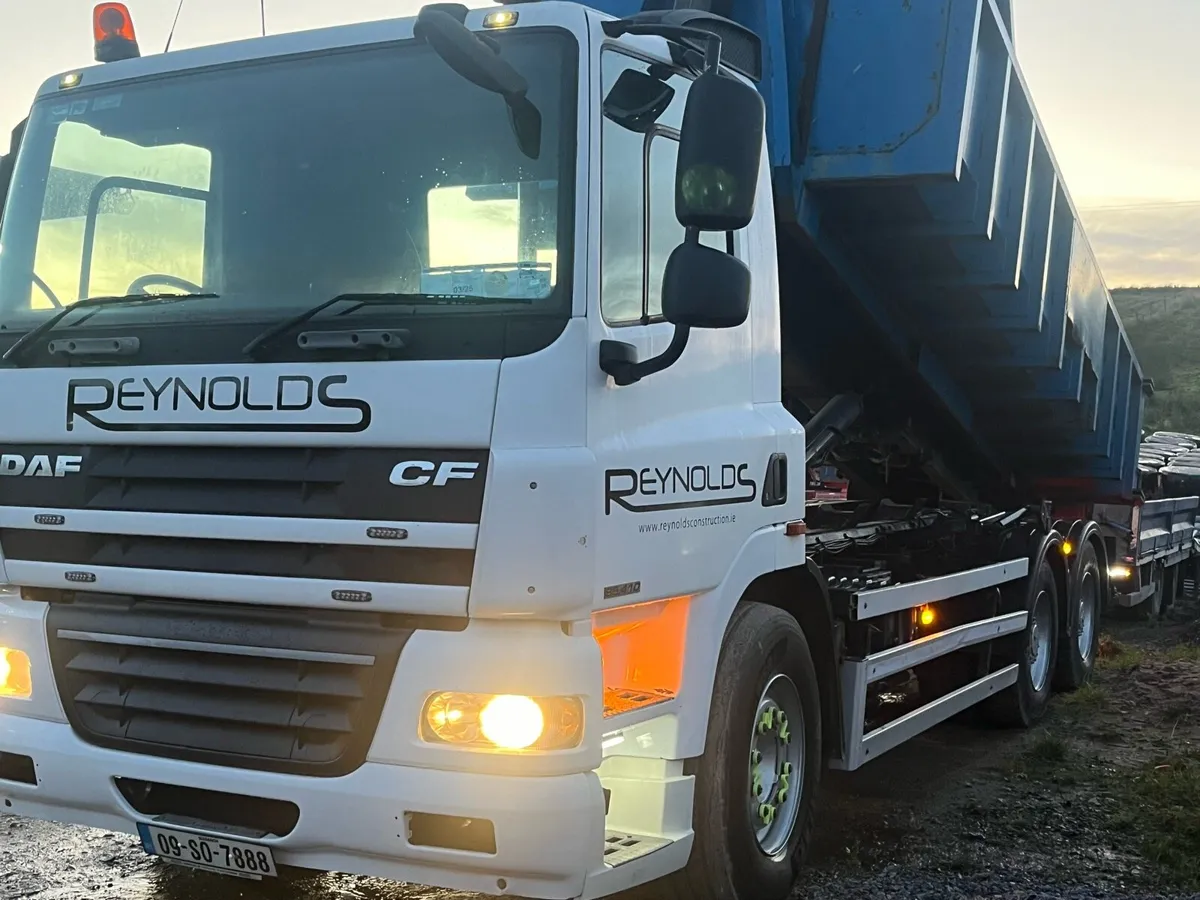 DAF CF 410 HOOKLOADER - Image 2