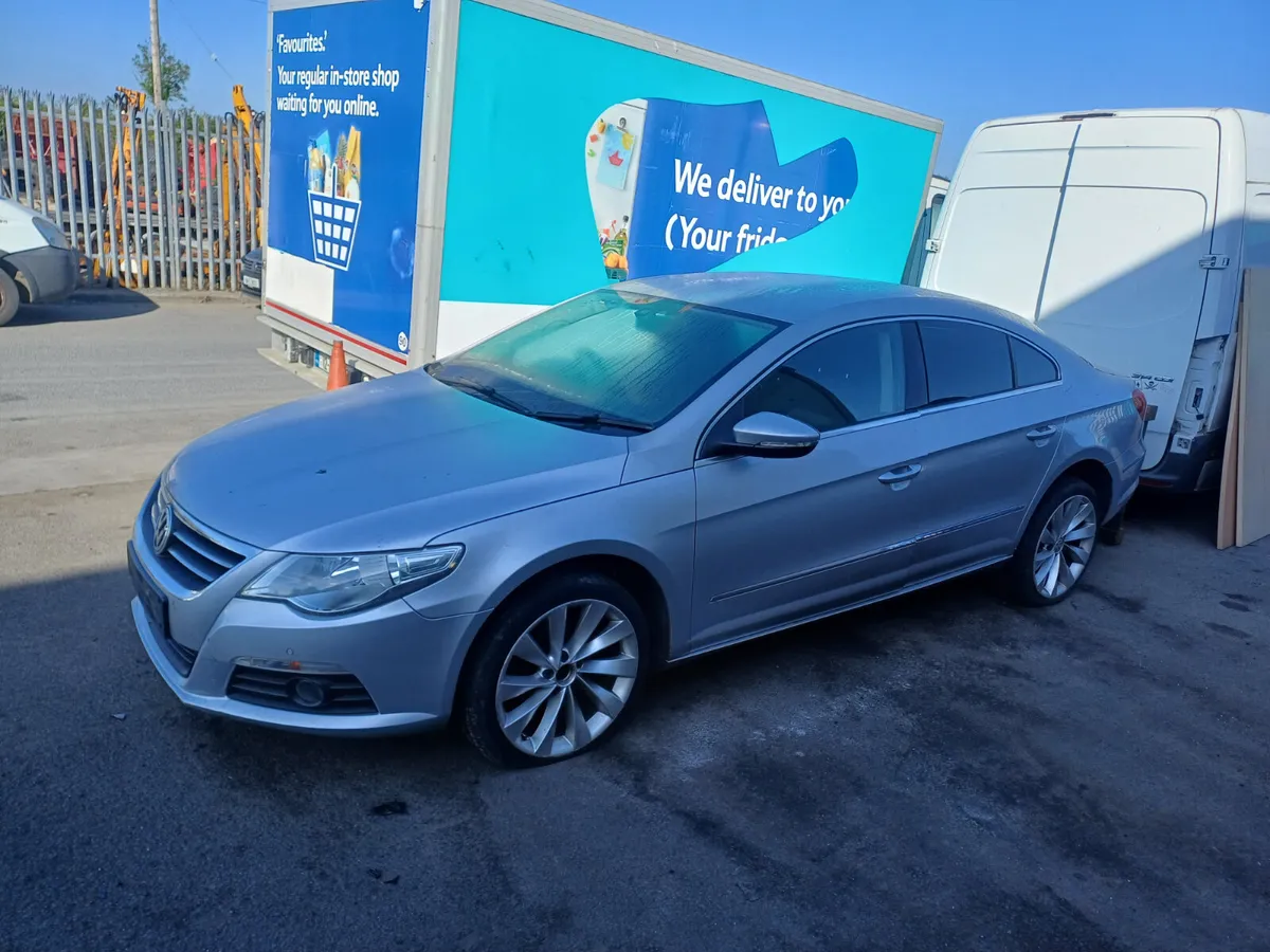 2011 VW PASSAT CC BREAKING - Image 2