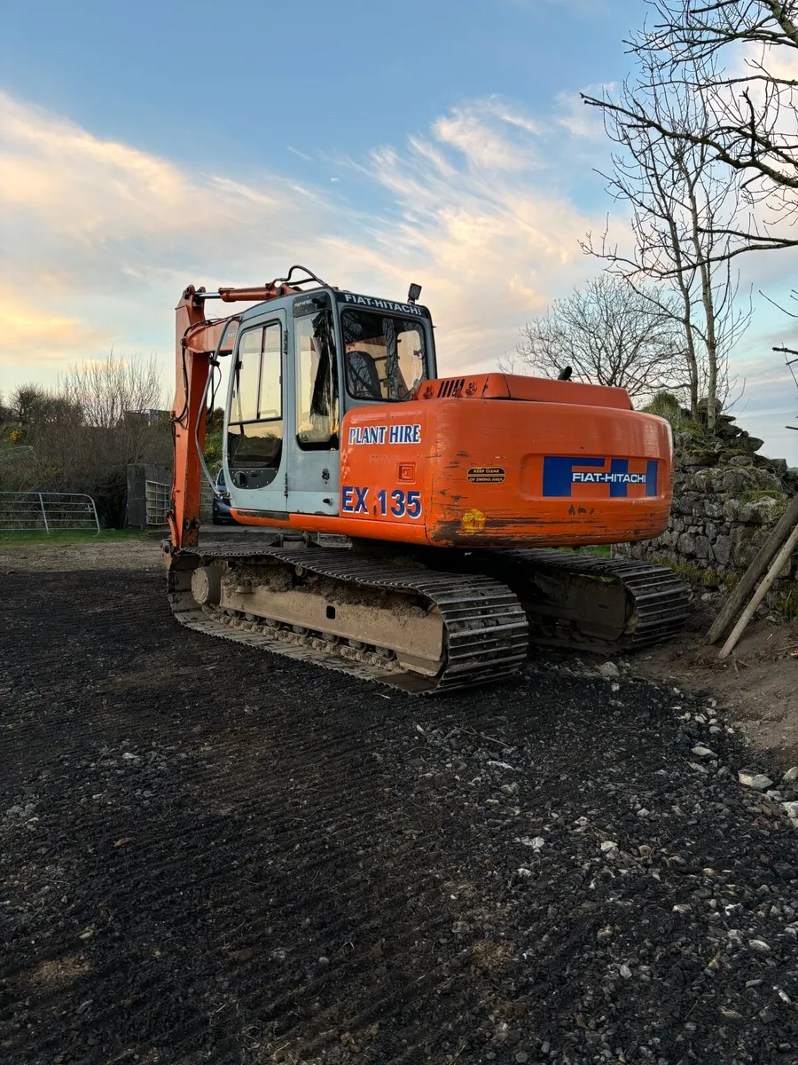 Hitachi ex135 - Image 3