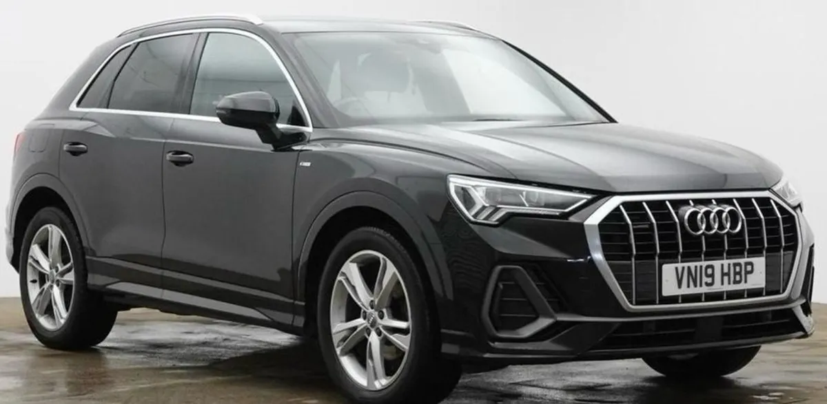 Audi Q3 2.0 TDI 35 S Line SUV 5dr Diesel Manual Q - Image 1