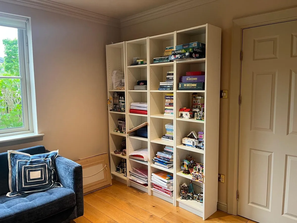 Book shelf - Image 2