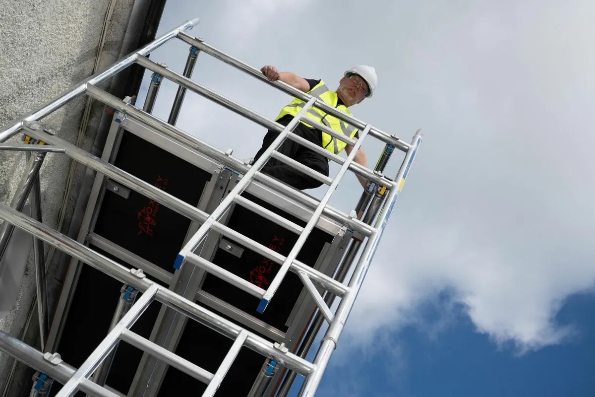 Mobile Aluminium Scaffolding tower - Image 3