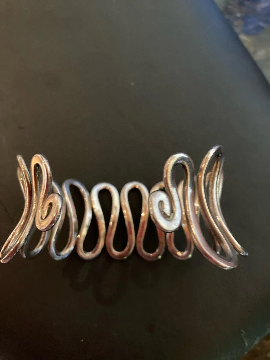 Solid silver cuff bangle - Image 4