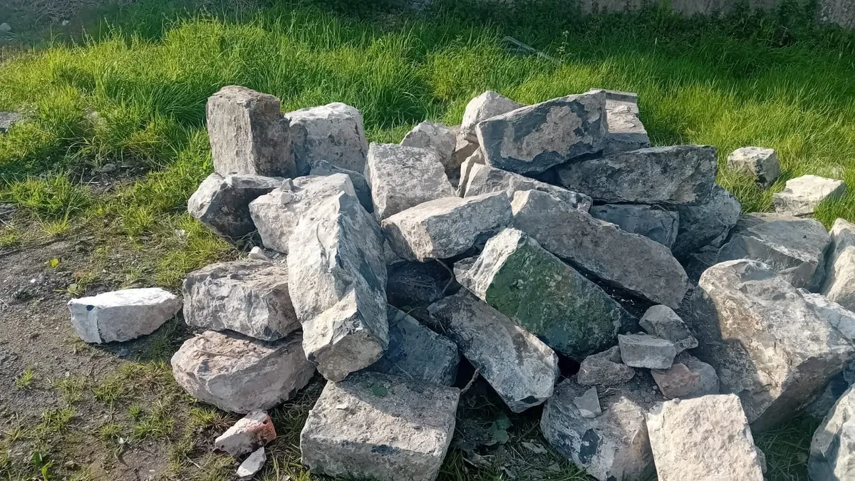 Limestone - Image 1