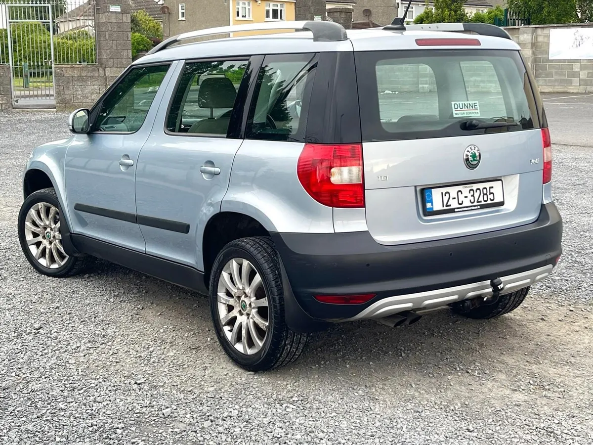 12 Skoda Yeti 72k 2.0 TDi Elegance - Image 2