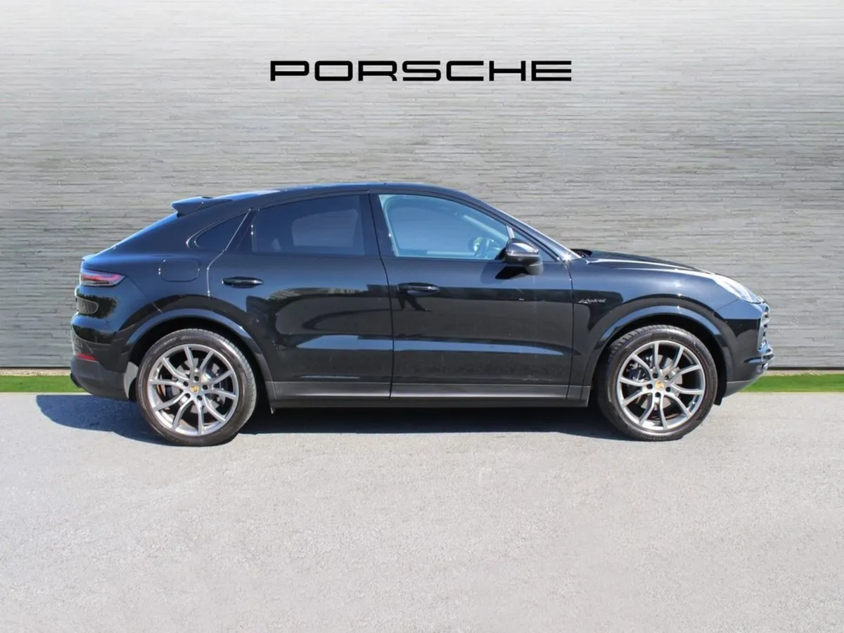 Porsche Cayenne E-hybrid Coupe - Image 4