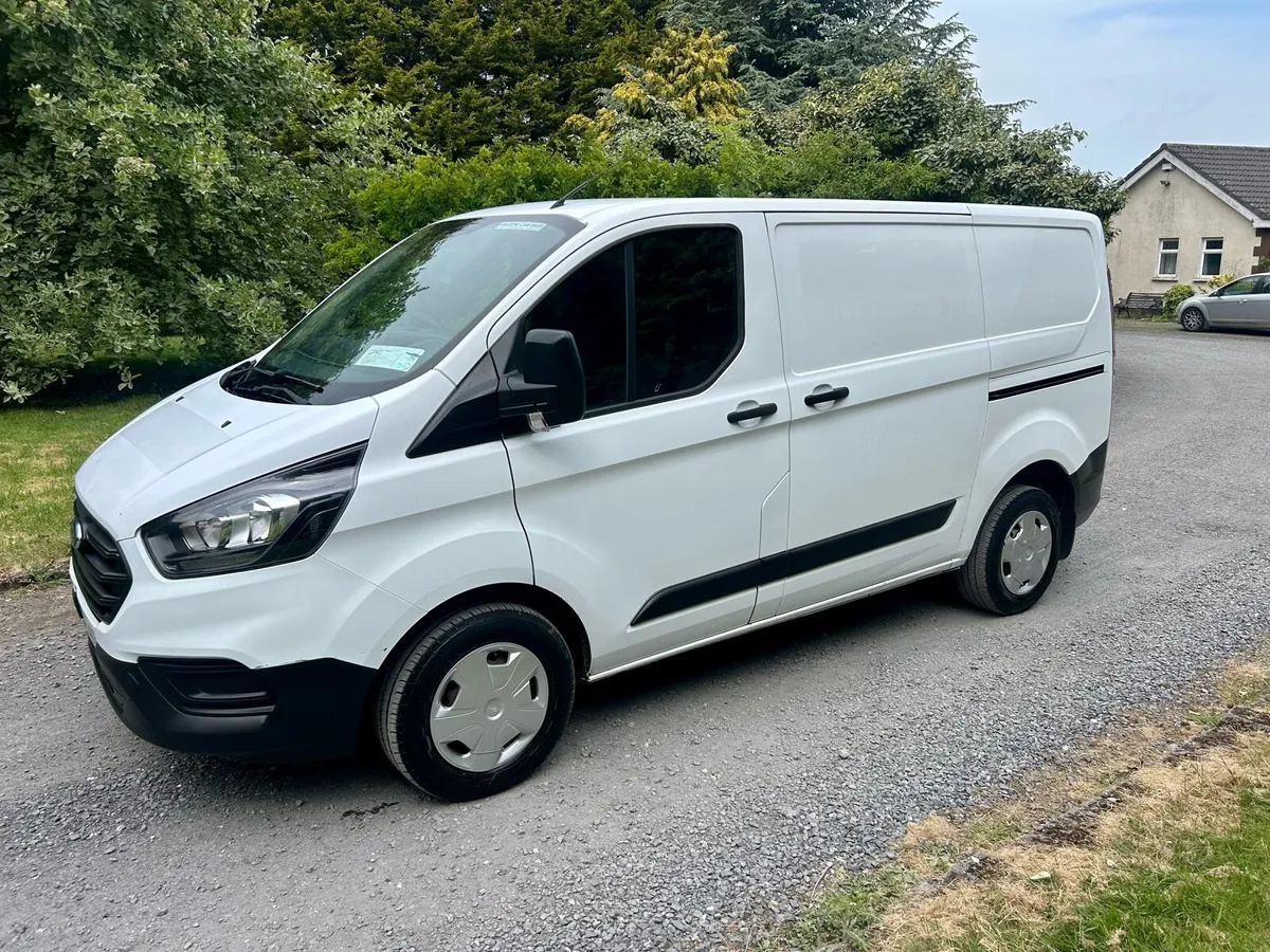2018 Ford Transit Custom SWB - Image 2