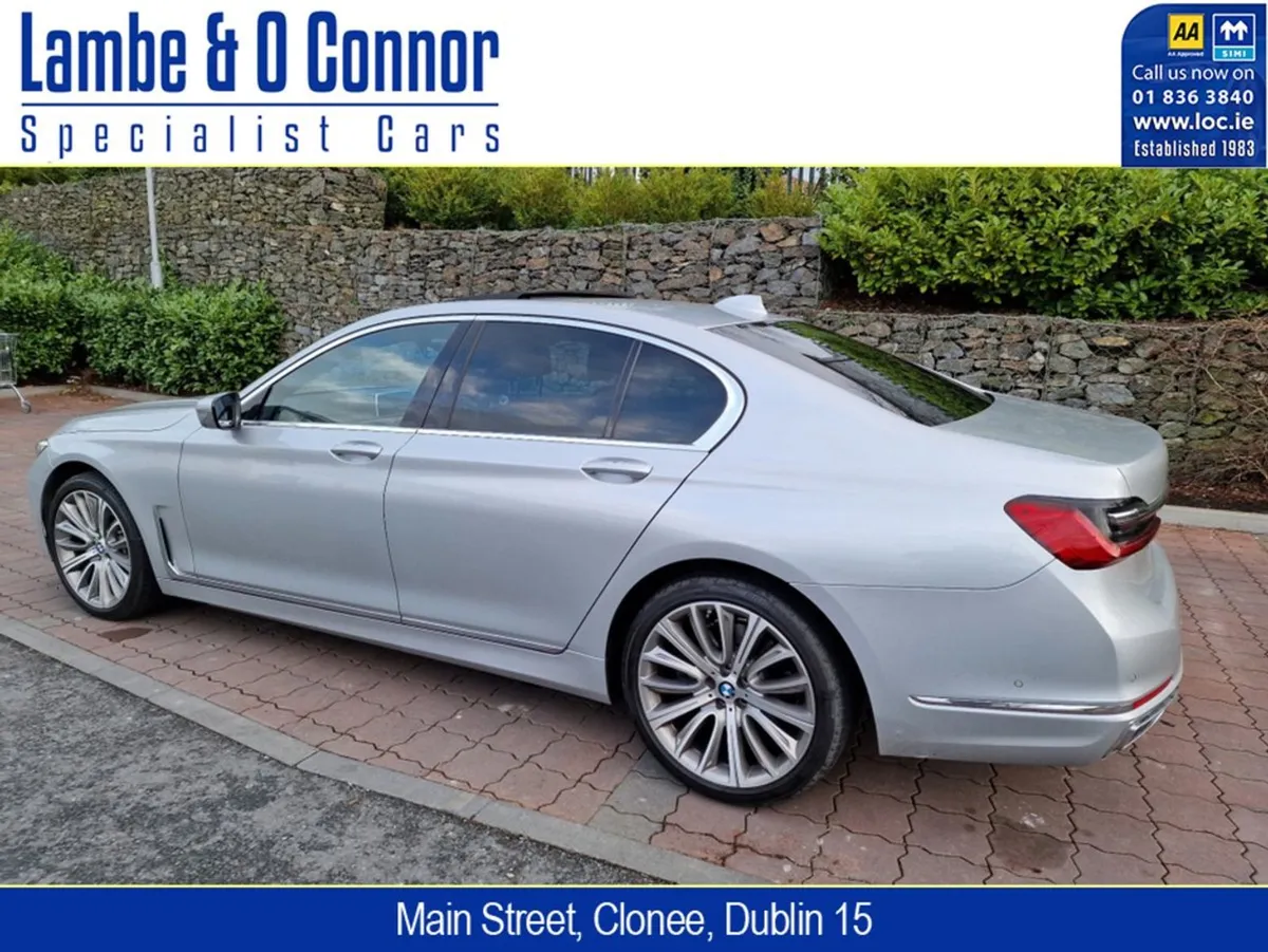 BMW 7 Series 730d New Model Glacier Silver / Blac - Image 2