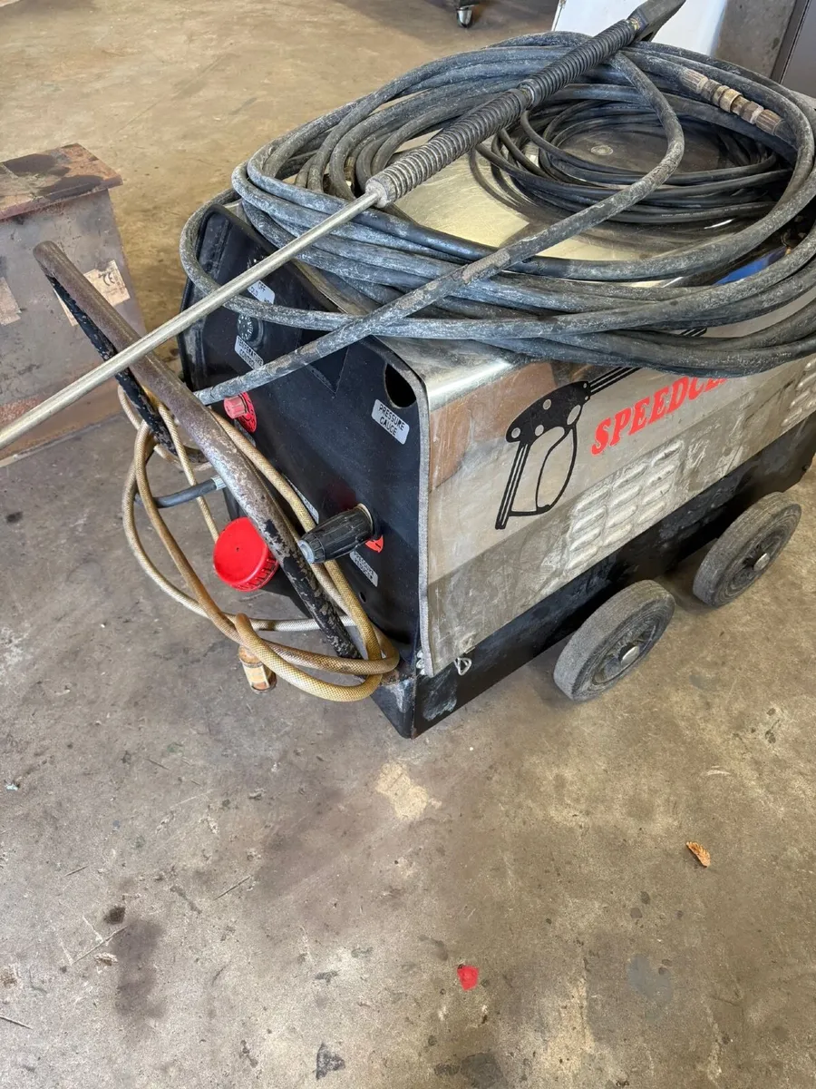 Soft bale .  Bale sike   Power washer - Image 4