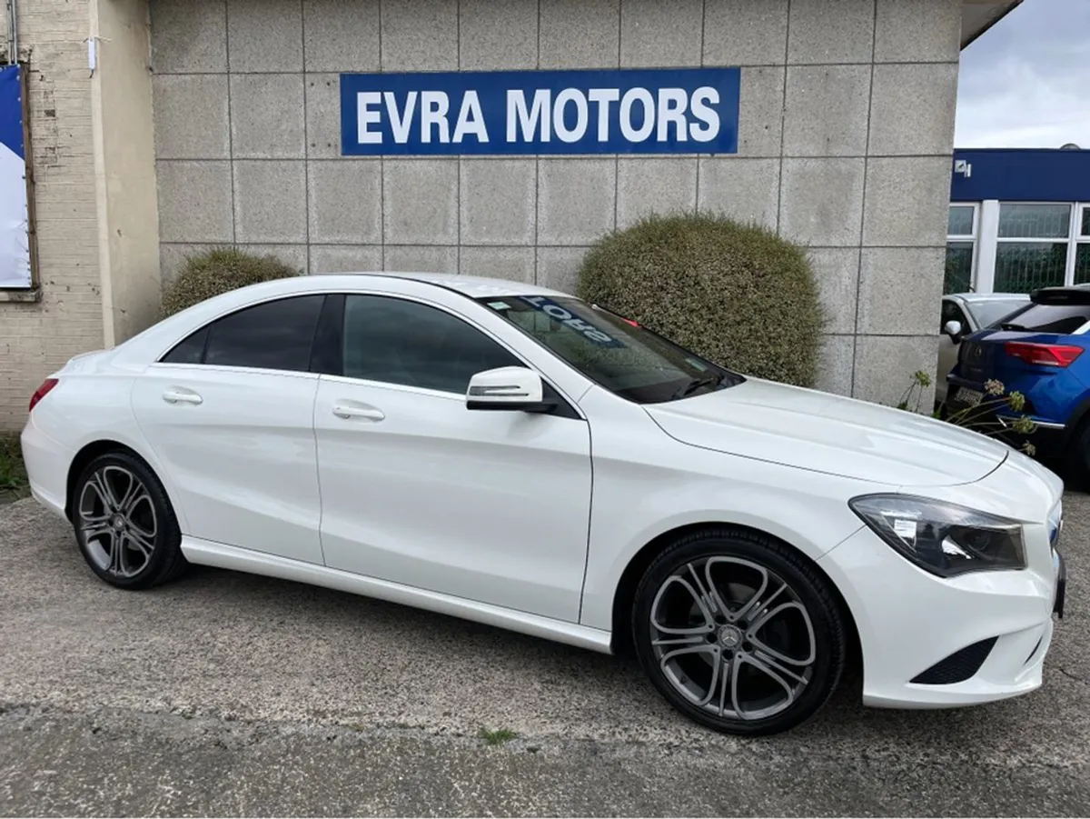 Mercedes-Benz CLA Class 180 Urban 1.6 Petrol //su - Image 2