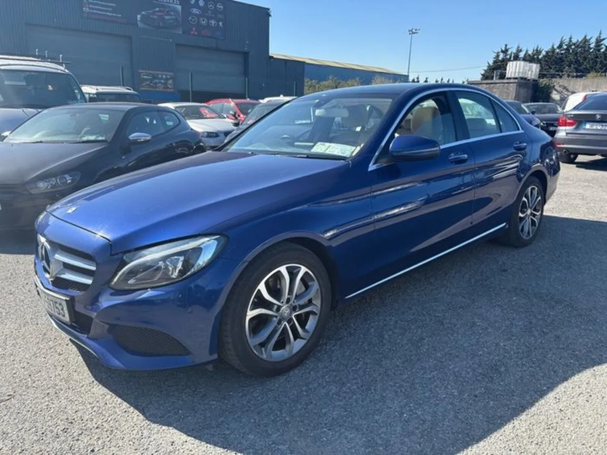 2016 Mercedes-Benz C350E Sport Premium Plus Hybrid - Image 3