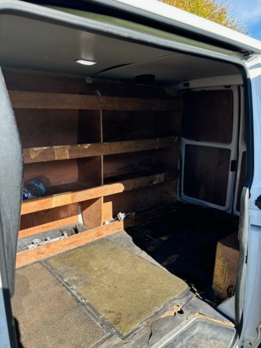 Volkswagen Transporter 4motion 2015 - Image 3