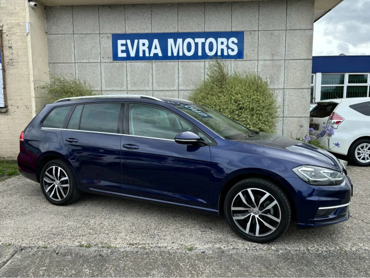 Volkswagen Golf Estate Automatic Highline 1.4 Pet - Image 3