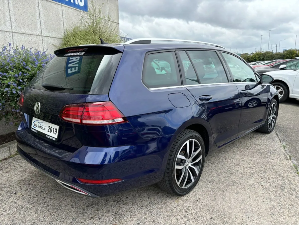 Volkswagen Golf Estate Automatic Highline 1.4 Pet - Image 4